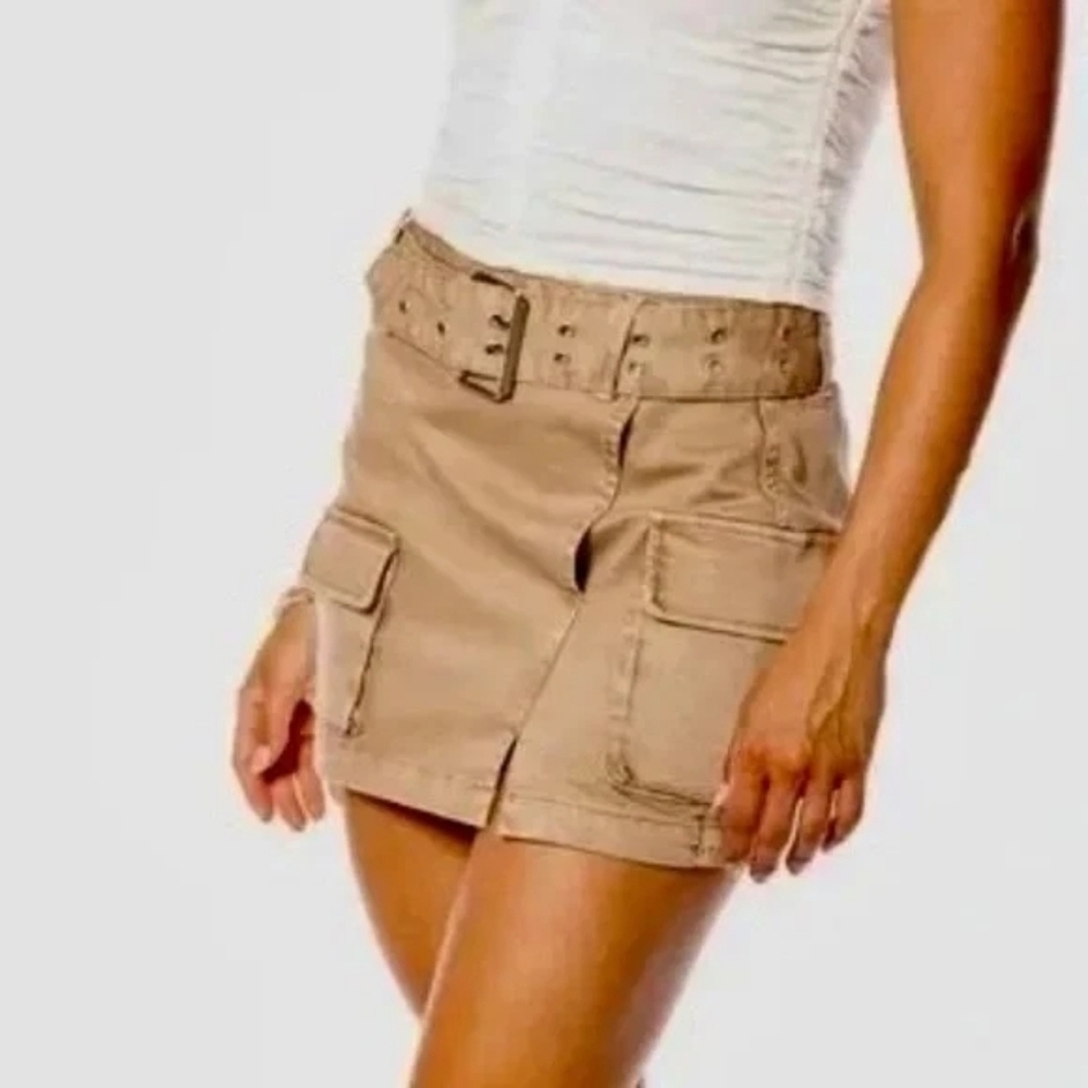 Juicy Couture Belted Cargo Mini Skirt in Nomad Brown Tan Size 31 NWT
